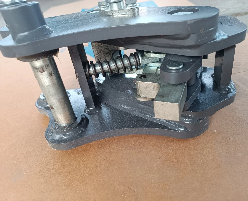 Pákový rychloupínák pro minibagry GORILA 1.0-2.6t